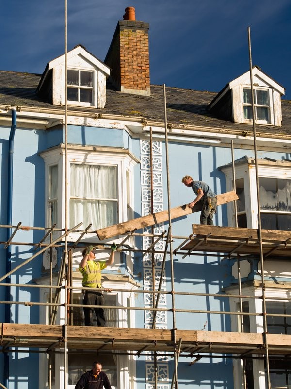 Roof repairs in Kent by Mastercraft Mastercraft roofers carrying out a roof repair in Kent